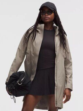 BNWT Lululemon Rain Rebel Jacket, Warm Ash Grey, Size 6